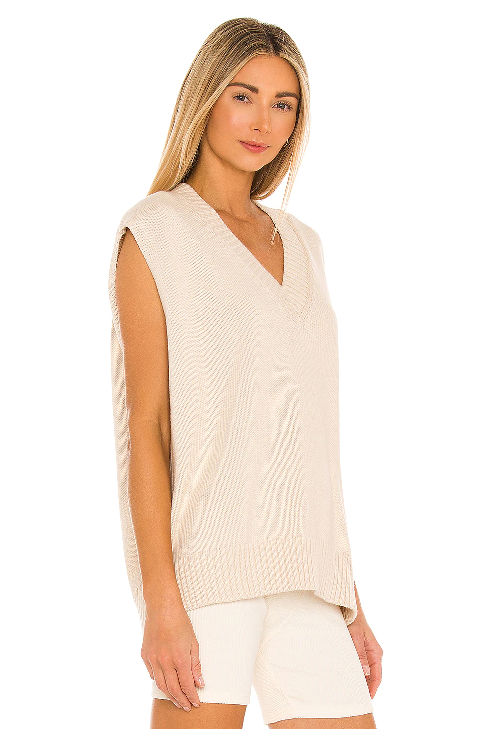 L'Academie Oversized Sweater Vest In Neutral 3 L'Academie Oversized Sweater Vest In Neutral - Image 3