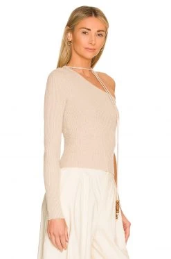 L'Academie Terie Cropped One Shoulder Sweater In Pale Gray 7 L'Academie Terie Cropped One Shoulder Sweater In Pale Gray -L'Academie Sales 2024 LCDE WK200 V3