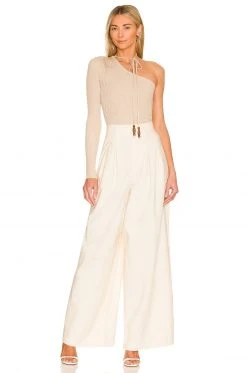 L'Academie Terie Cropped One Shoulder Sweater In Pale Gray 9 L'Academie Terie Cropped One Shoulder Sweater In Pale Gray -L'Academie Sales 2024 LCDE WK200 V5