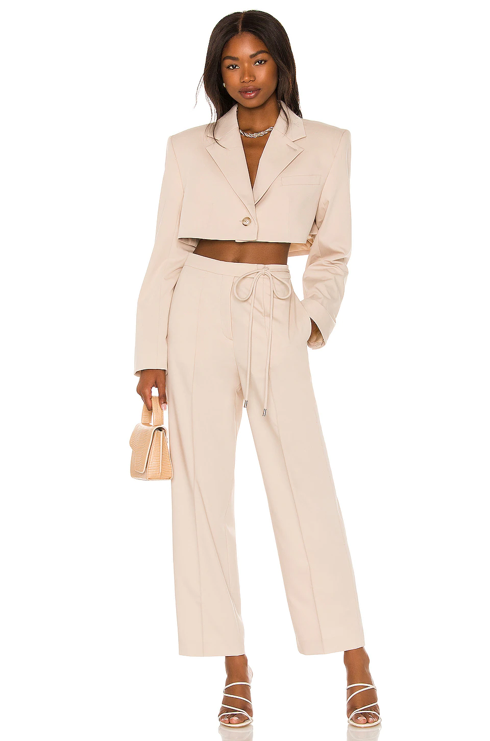 L'Academie Serafina Cropped Blazer In Beige 4 L'Academie Serafina Cropped Blazer In Beige - Image 4