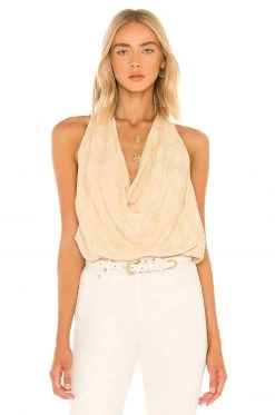 L'Academie Klaudia Top In Champagne