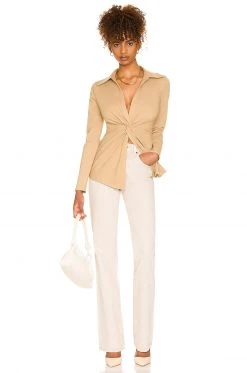 L'Academie The Amarine Top In Beige 7 L'Academie The Amarine Top In Beige -L'Academie Sales 2024 LCDE WS831 V4